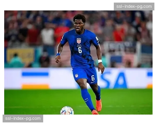 从瓦伦西亚青训到主力：尤努斯·穆萨的成长之路专访