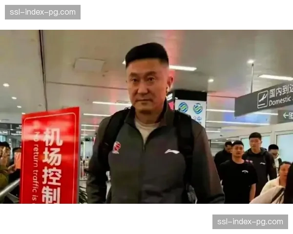 杜锋再称球队困难，被球迷称为-困难专业户-